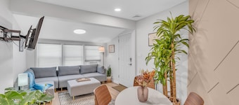 Cozy 2-Bedroom Bungalow in Bradley Beach
