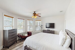 5 habitaciones, internet y ropa de cama
