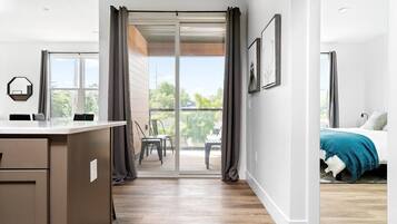 2 chambres, fer et planche à repasser, Wi-Fi, draps fournis