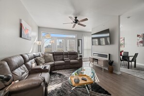 Living area - Relax&Stay - Private & Spacious 1BR Apartment near Galleria Dallas (Dallas)