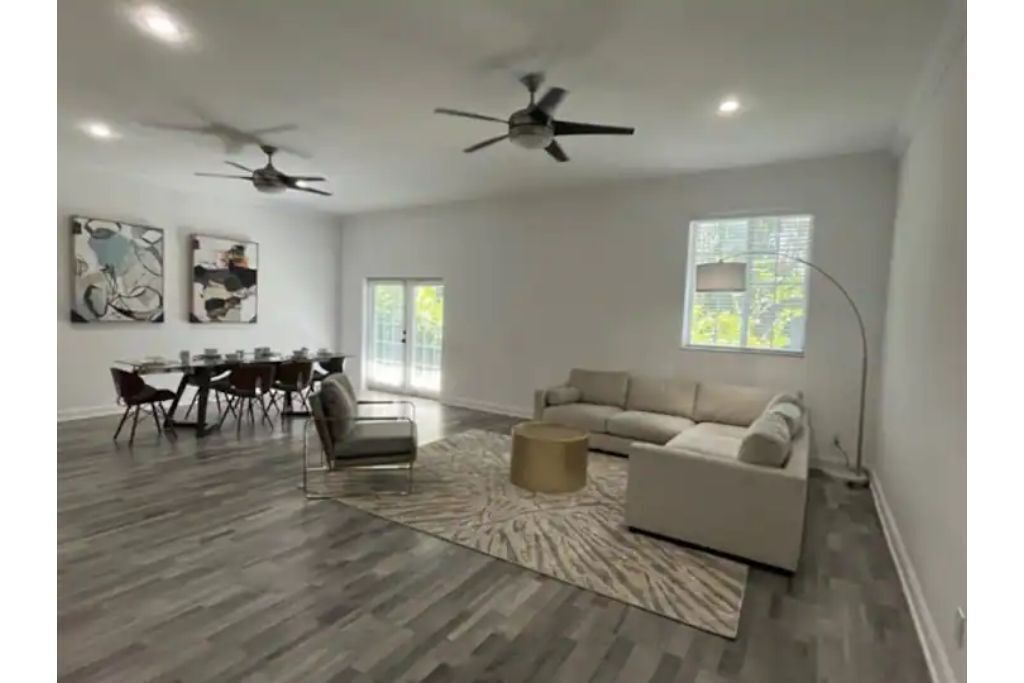 Majestic South Tampa Townhouse with Spa