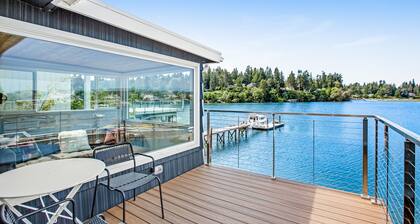 A Serene Waterfront Sanctuary with 360° Views