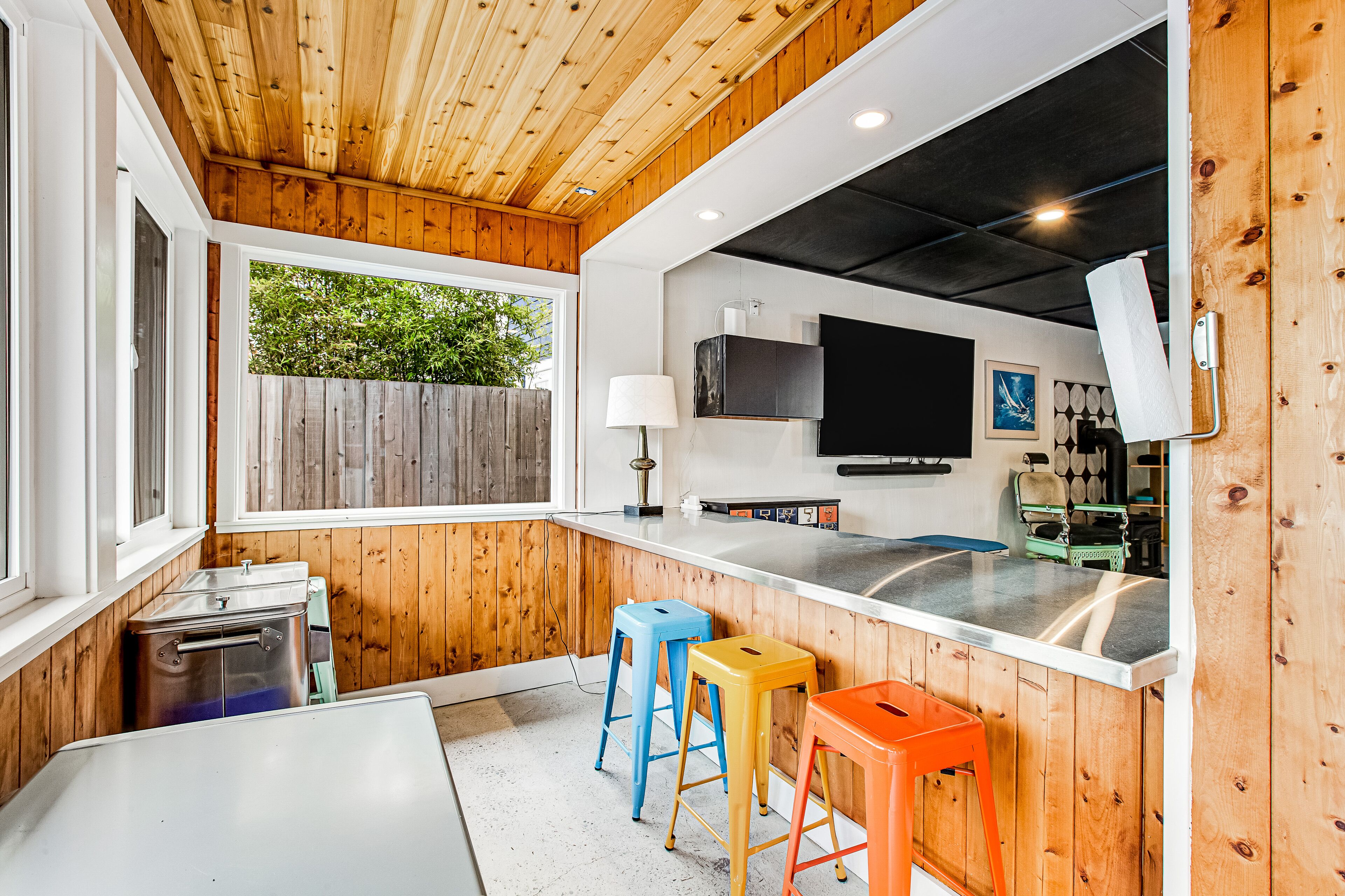 Waterfront home with 360º views, patio, firepit, deck, chef's kitchen, game room