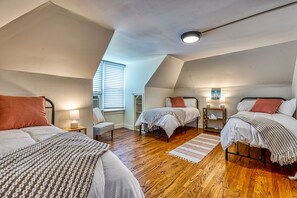 6 habitaciones, tabla de planchar con plancha y wifi gratis