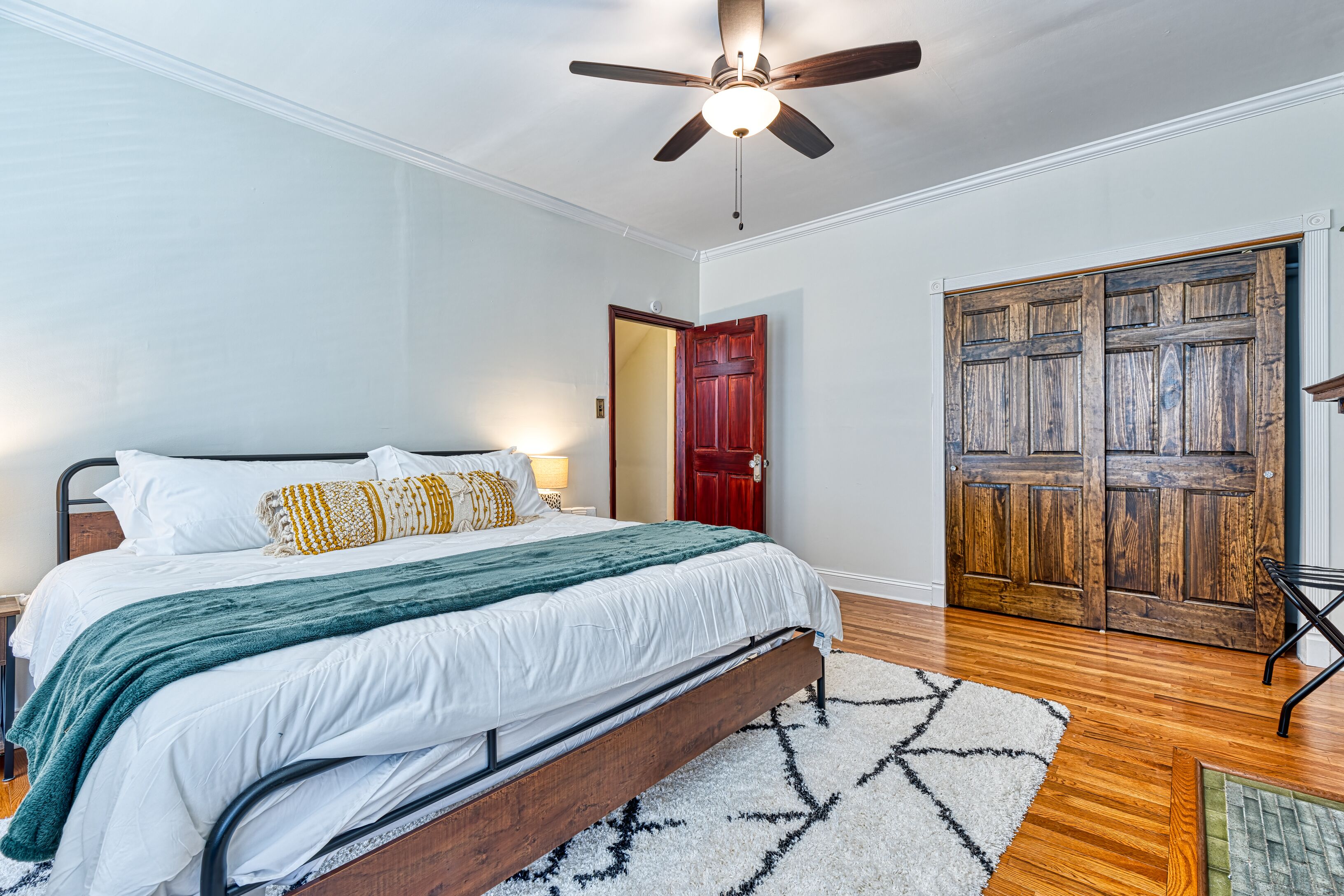 Huge 6Bd House Historic Updated King Bed Shaw