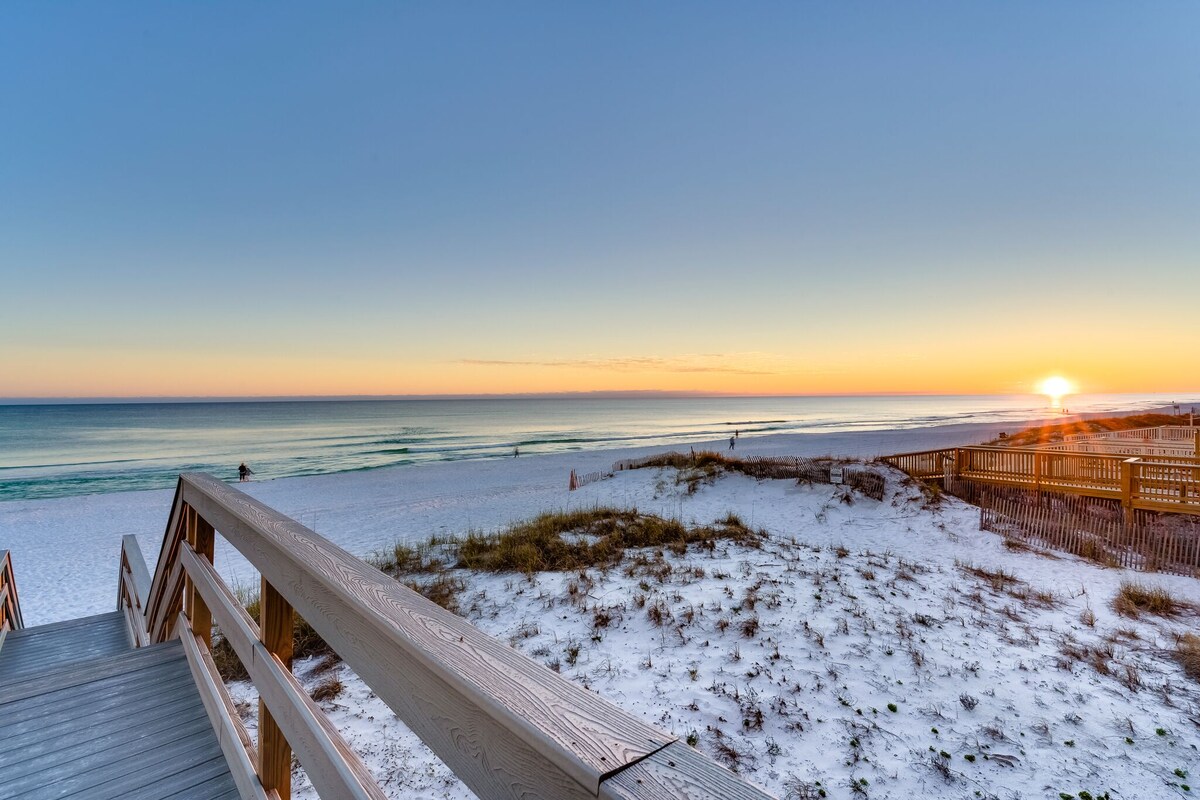 Photo 9 of Beaux Soleil - Stunning & Modern Beachfront Luxury Home!