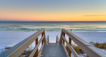 Beaux Soleil - Stunning & Modern Beachfront Luxury Home!