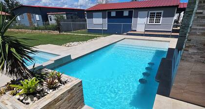 Beach House w/ pool/ac/wifi/cable/ Salinas PR