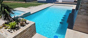 Beach House w/ pool/ac/wifi/cable/ Salinas PR