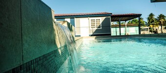 Beach House w/ pool/ac/wifi/cable/ Salinas PR