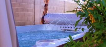 Spacious Buckeye Vacation Home