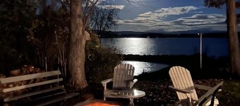 Magnificent Lakefront Lodge Panoramic View Lake Champlain Kayaks/Fishing/Pk ball