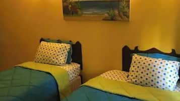 1 bedroom, WiFi, bed sheets