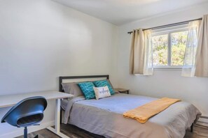 1 bedroom, WiFi, bed sheets