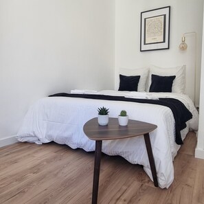 1 Schlafzimmer, Bügeleisen/Bügelbrett, kostenloses WLAN, Bettwäsche