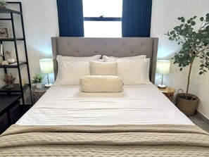 2 Schlafzimmer, Schreibtisch, Bügeleisen/Bügelbrett, kostenloses WLAN