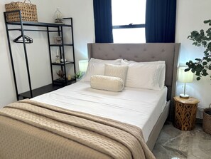 2 Schlafzimmer, Schreibtisch, Bügeleisen/Bügelbrett, kostenloses WLAN