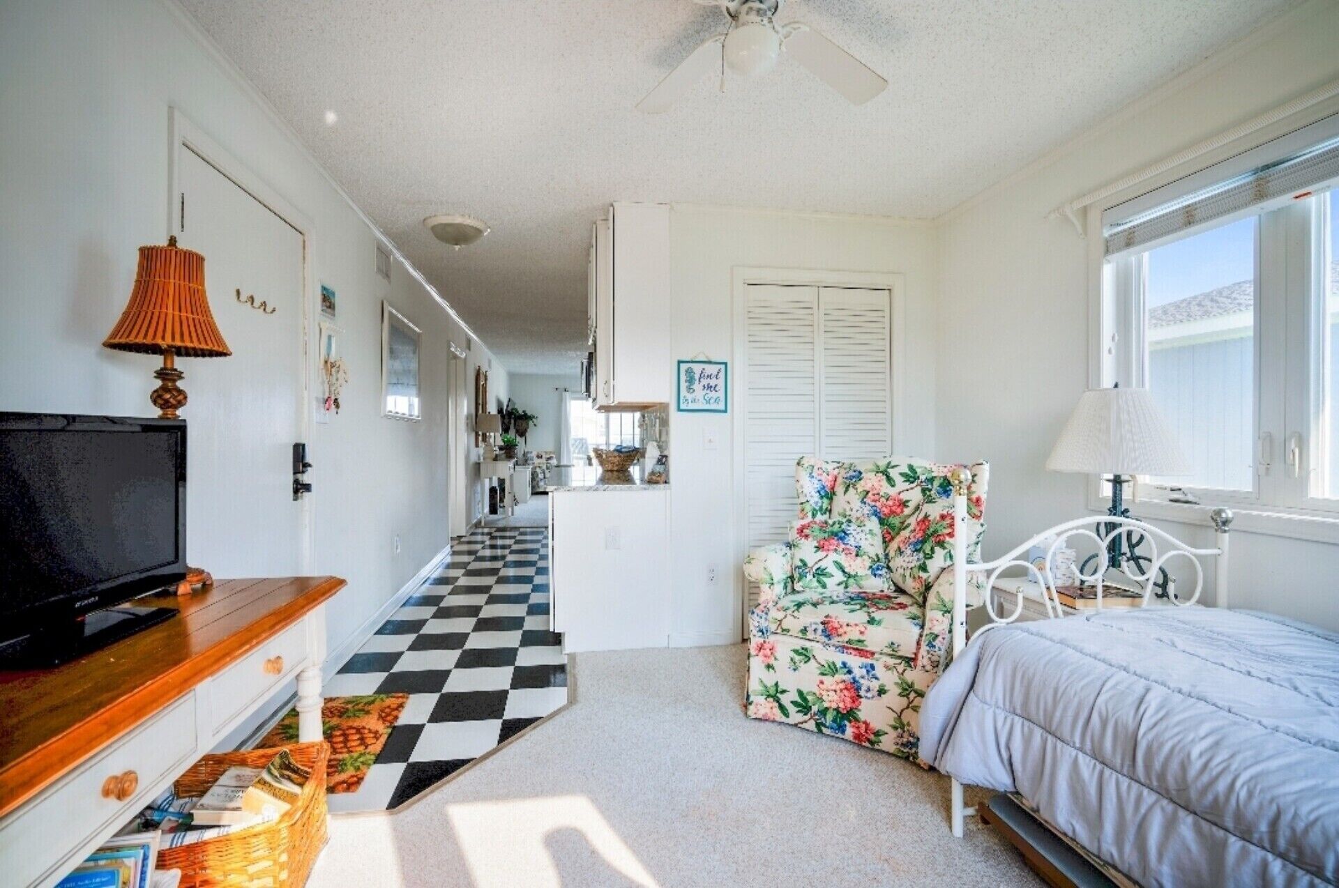 Beauty and the Beach! Ocean Views and Beach Access!