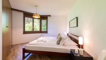 2 chambres, Wi-Fi gratuit, draps fournis