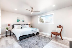 5 sovrum, skrivbord, strykjärn/strykbräda och gratis wi-fi