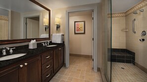 Bathtub - Hilton Head Beach Villa 3BR in Marriott Surfwatch (Hilton Head Island)