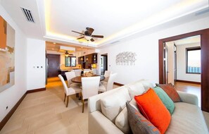 Smart TV - 360 Splendor 105F- 3 BR Condo, Breakfast Included (360 Splendor)