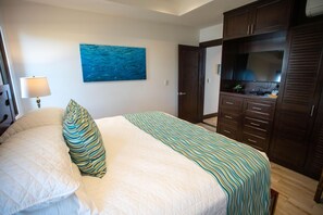 1 chambre, fer et planche à repasser, lit de bébé portatif