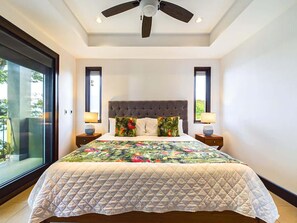 1 bedroom, iron/ironing board, travel crib, free WiFi - 360 Splendor 307B-Condo with Breakfast Included (360 Splendor)