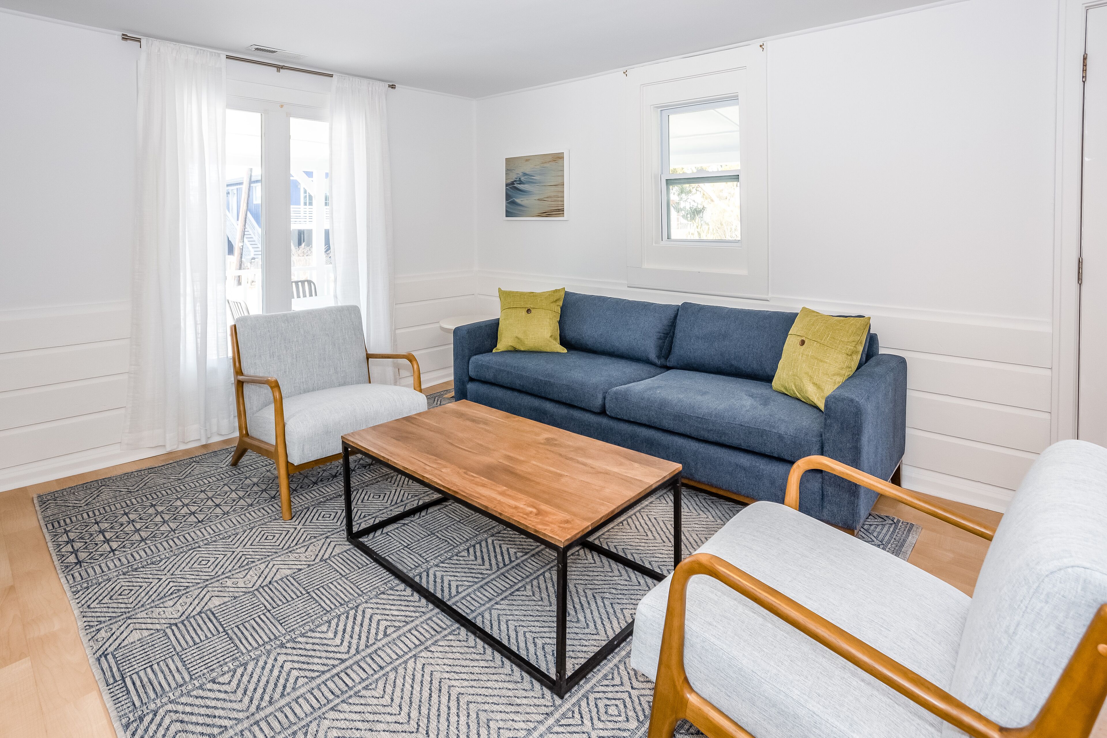 Colorful cottage steps from sand - dog-friendly, WiFi, W/D & central AC