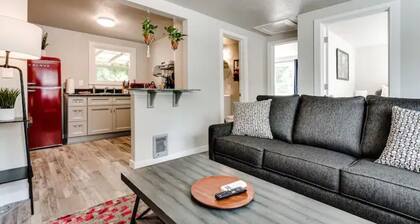 Remodeled 2 bdrm duplex near the U of O