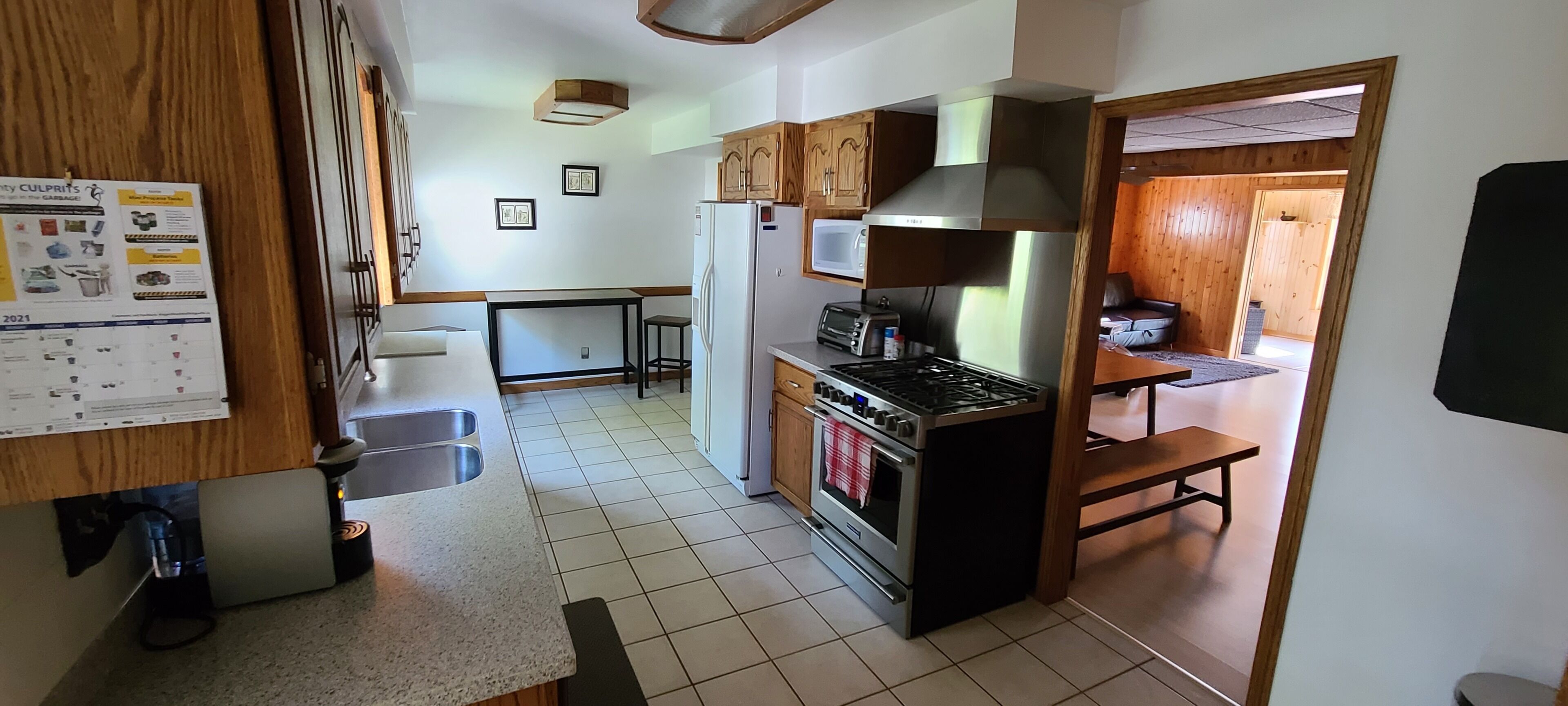 The Cedar House. Minutes from the lake, wineries and golf.  www.thecedarhouse.ca