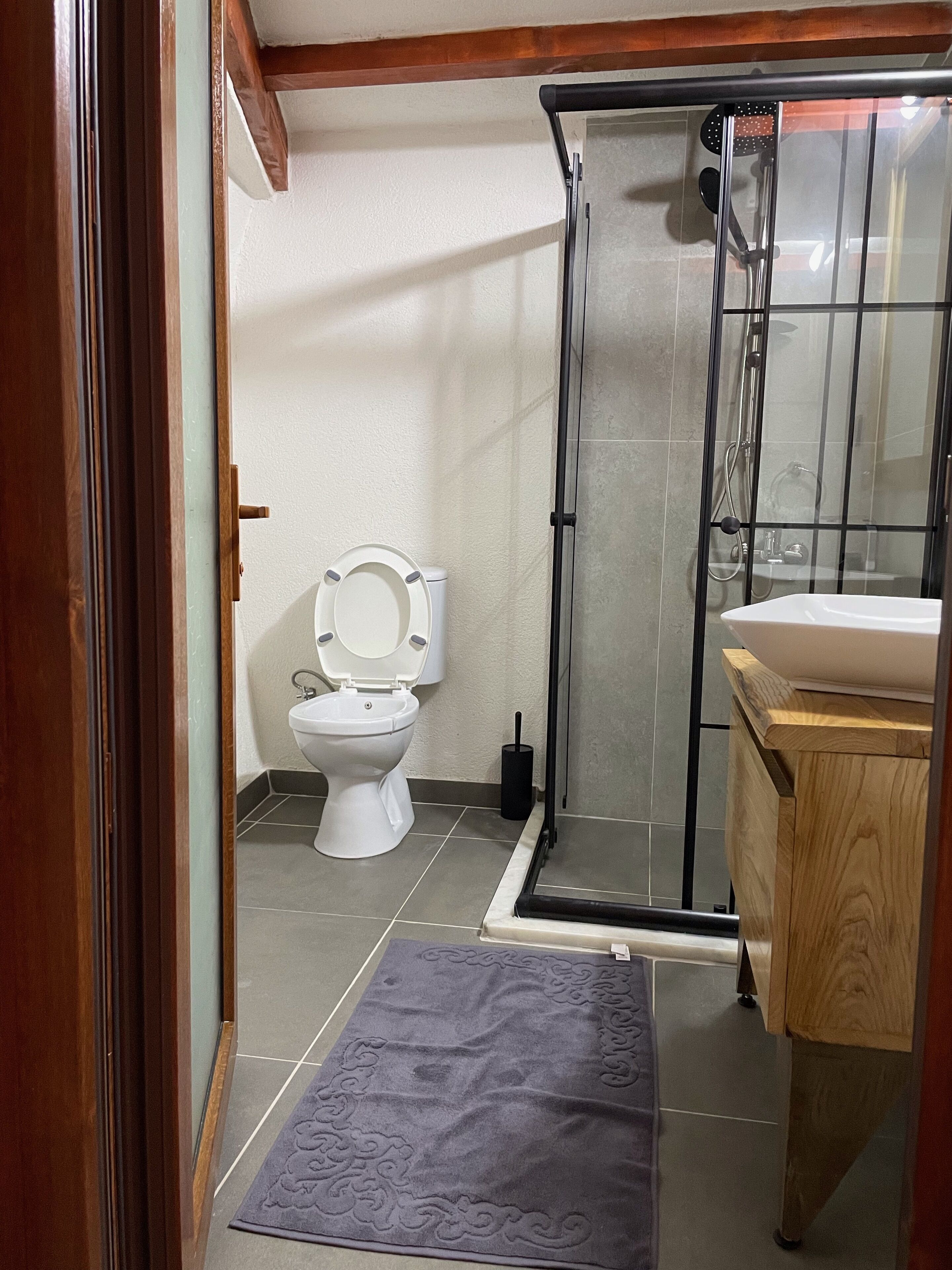 Doğanın içinde Bir Dome