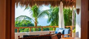 Gorgeous Bedroom Ocean View Home