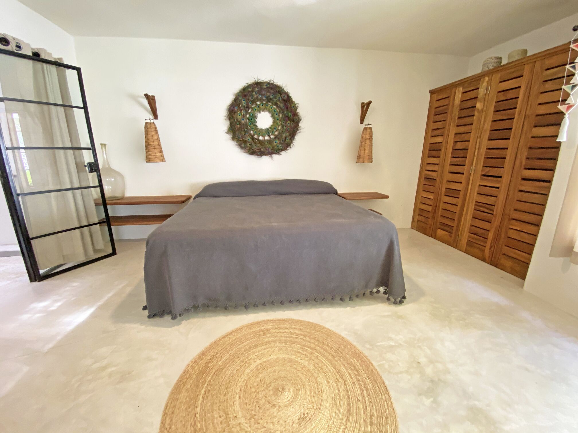 Charming & Spacious Garden Nook