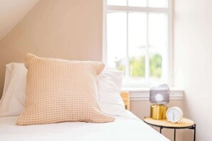 2 makuuhuonetta, silitysrauta/-lauta, ilmainen Wi-Fi, vuodevaatteet