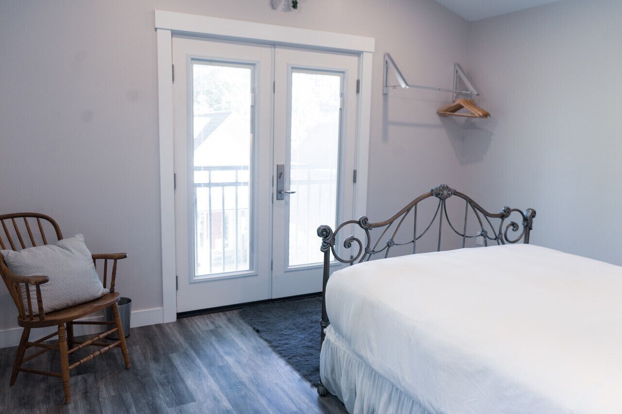 West Coast Getaway | 2 Bed Cabin