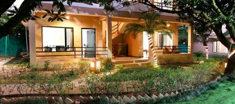 Corbett Aroma Park By Royal Collection