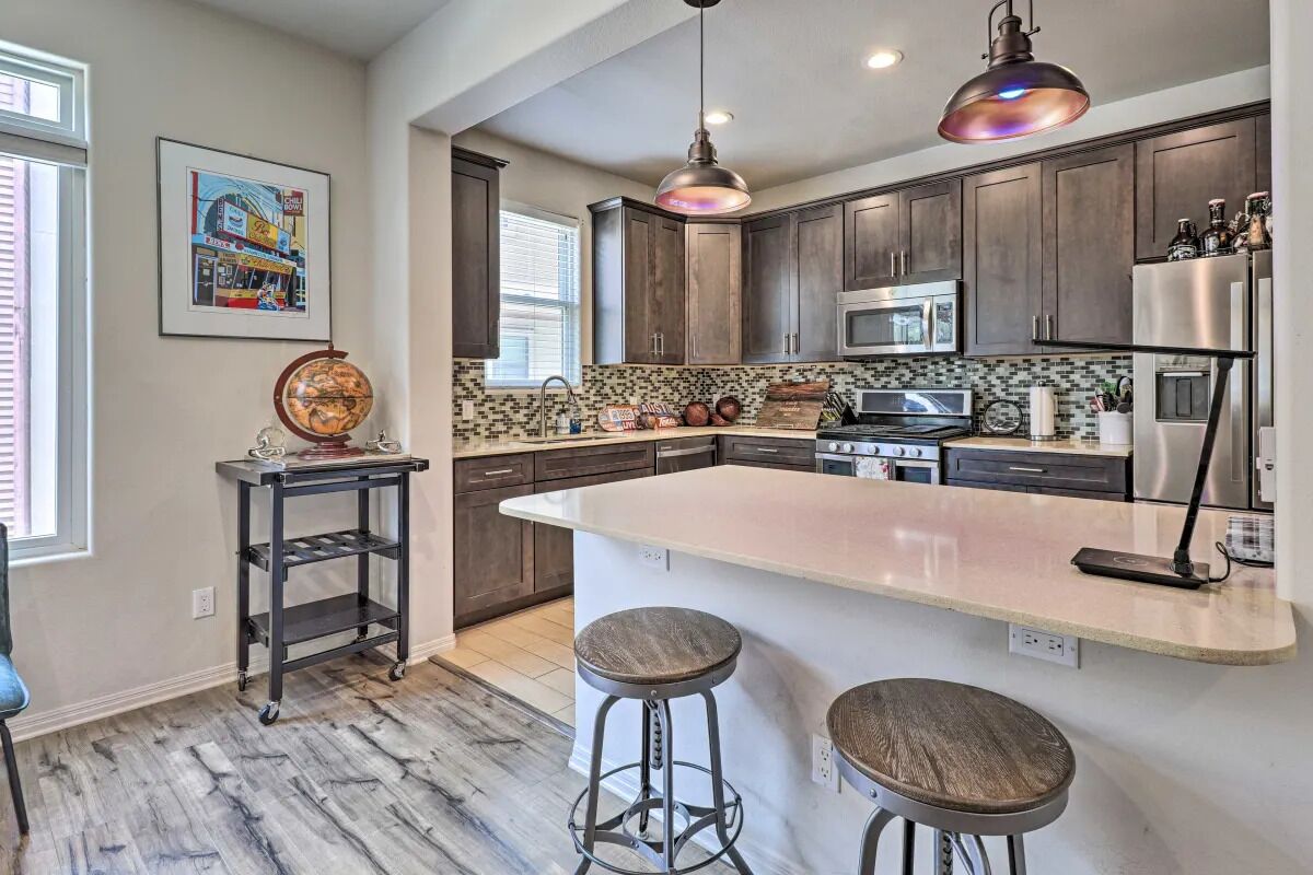 Modern Austin Walkable SoCo Townhome