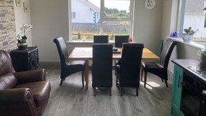 Dining - Beautiful 4 Bedroom House in West Clare (Burane Lower)