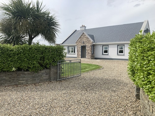 Beautiful 4 Bedroom House in West Clare