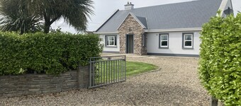 Beautiful 4 Bedroom House in West Clare