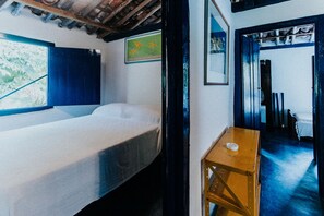 2 habitaciones, decoración personalizada y muebles diferentes 