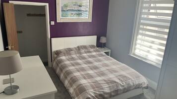 1 Schlafzimmer, Bügeleisen/Bügelbrett, kostenloses WLAN, Bettwäsche