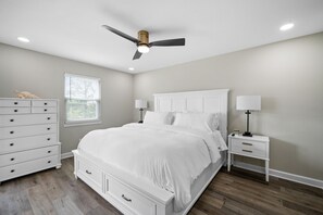 2 soverom, strykejern/-brett, wi-fi (inkludert) og sengetøy