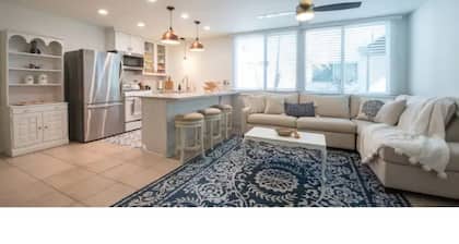Cottage by the Sea steps to beach with heated pool