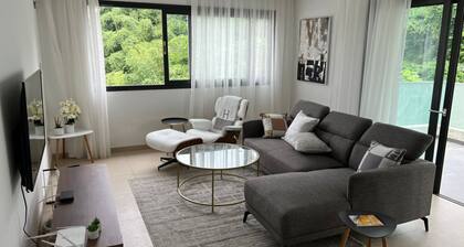 Luxurious Modern Flat Rivera 4 avec Vue Lagunaire 2Bed 2.5Bath