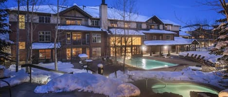Indoor pool, outdoor pool