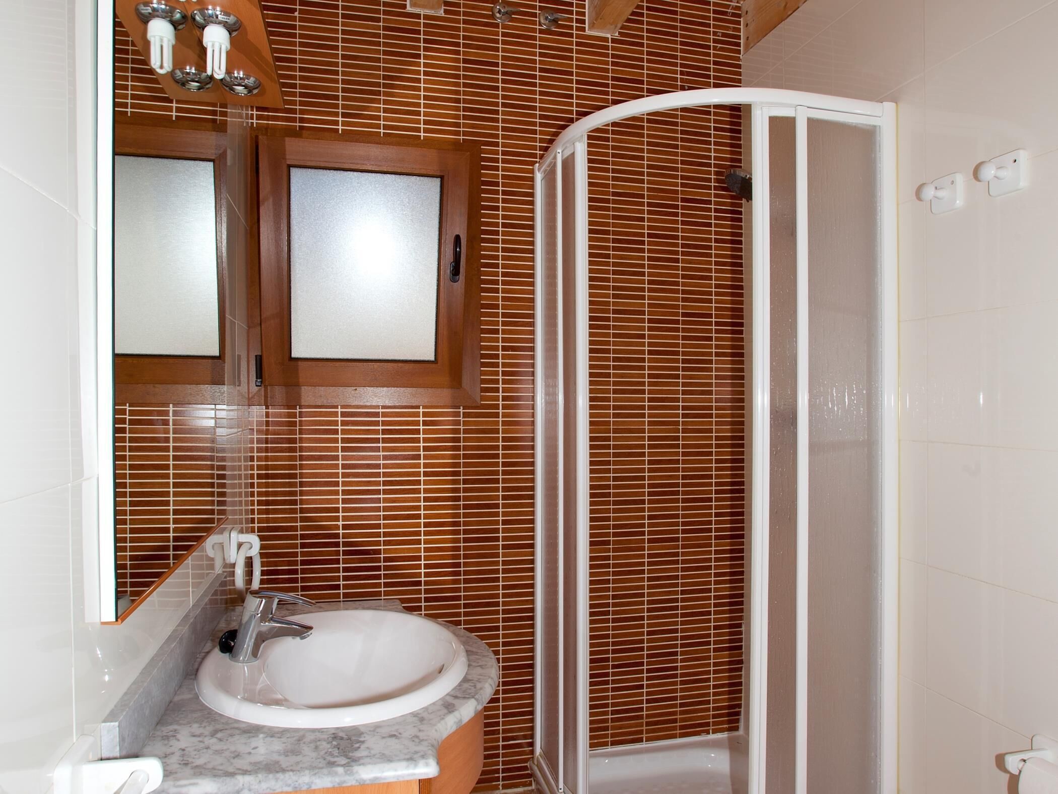 Camamilla: Rural House near Port Aventura with Sea and Mountain Views