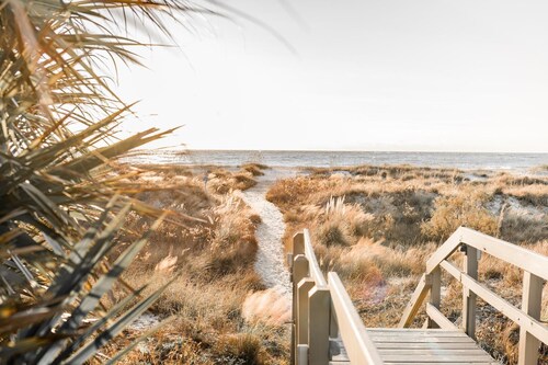 10B Mariners Walk, Wild Dunes