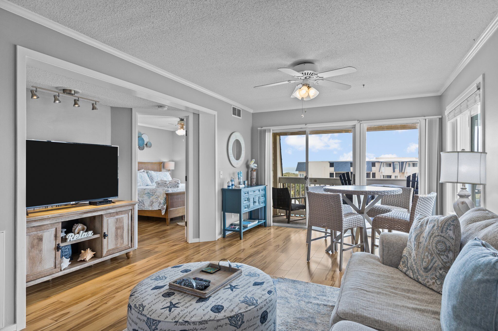 Top Floor Condo Overlooking Outdoor Pool! Popular APATB Oceanfront Resort!